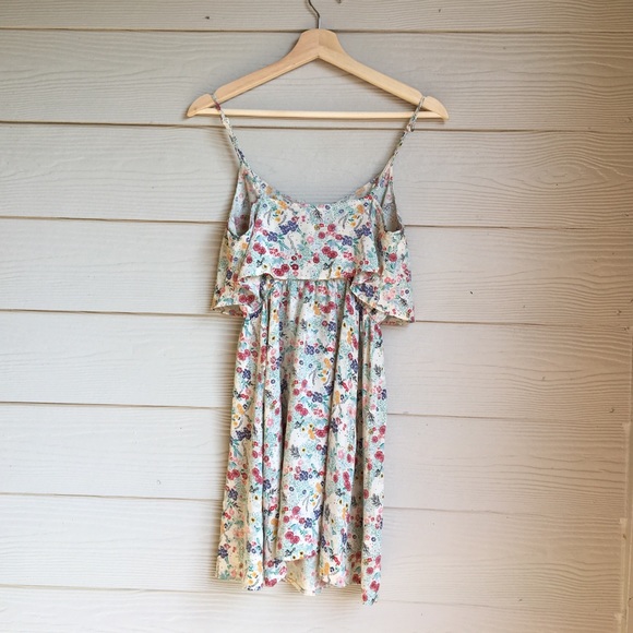 ♦️SOLD♦️Summer Floral Casual Mini dress - Picture 6 of 6